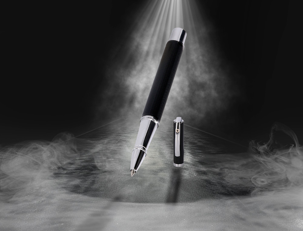 BOLIGRAFO Y ESTUCHE BELIUS TURBO ALUMINIO TEXTURA PUNTEADA NEGRO Y PLATEADO TINTA AZUL CAJA DE DISEO